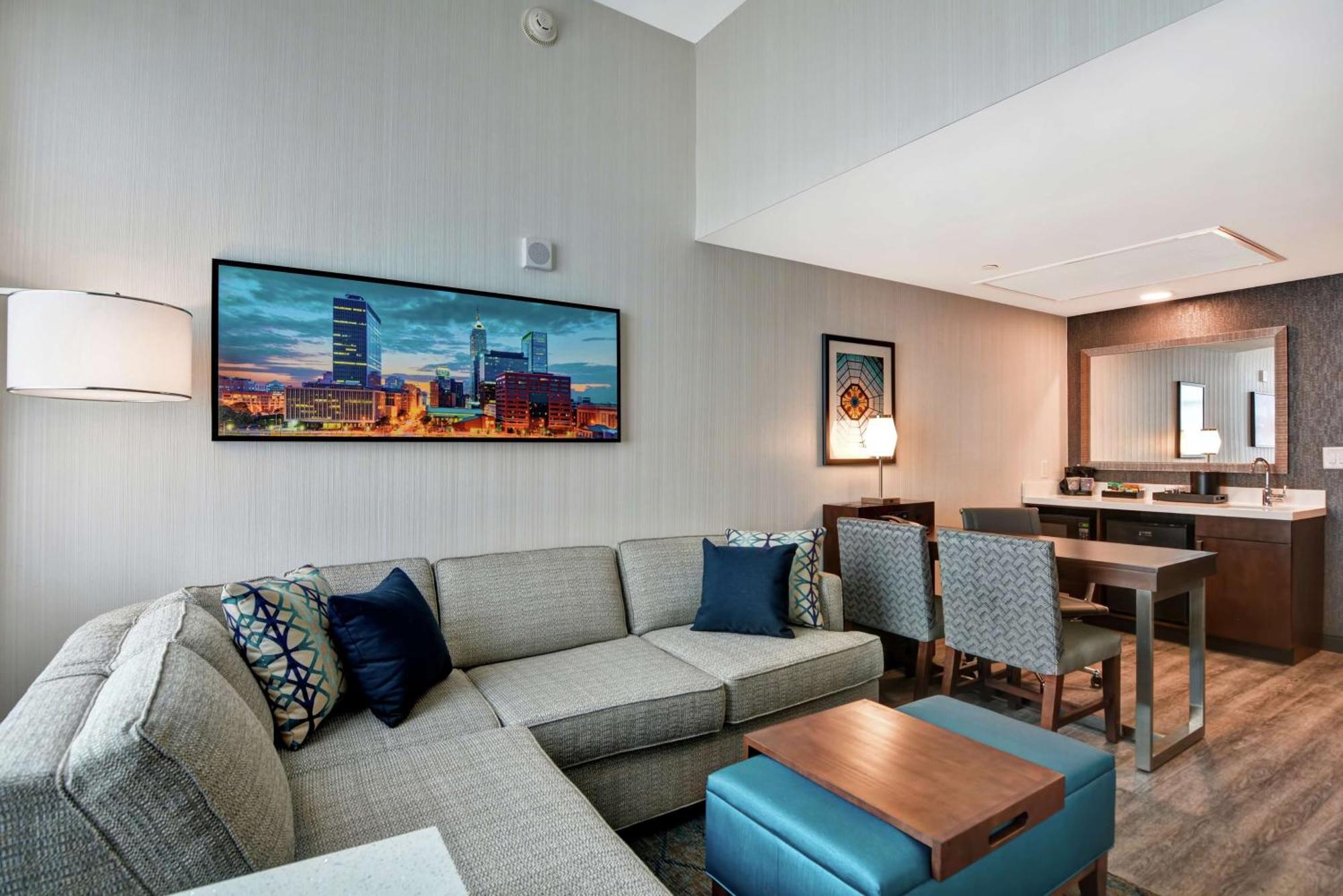 Embassy Suites By Hilton Plainfield Indianapolis Airport Exterior foto